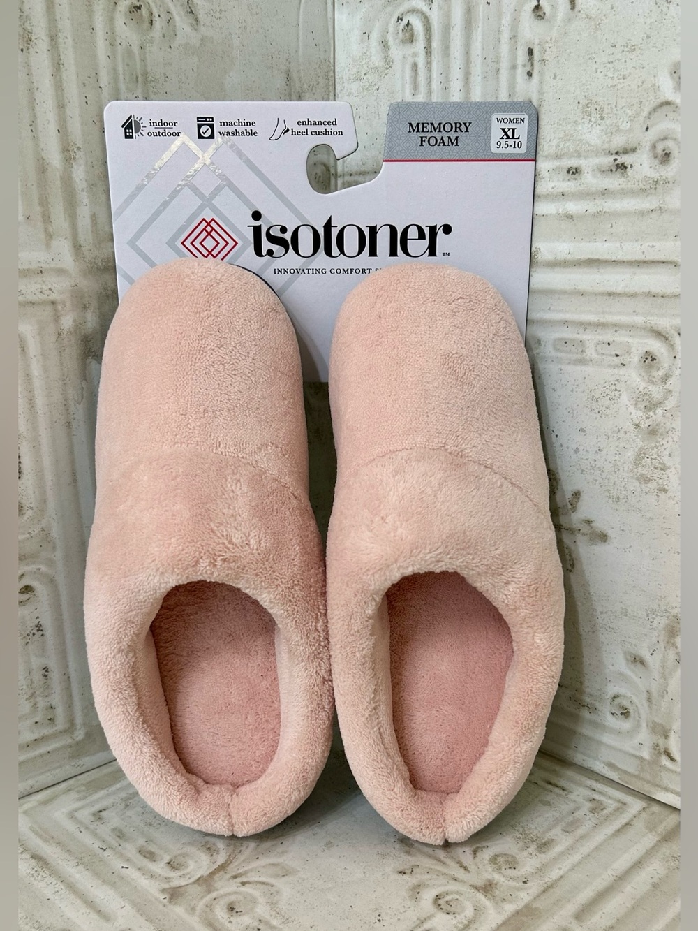 Isotoner soft pink indoor outdoor memory foam slippers women’s size XL 9.5 to 10